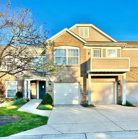840 Southmeadow Cir, Cincinnati, OH 45224
