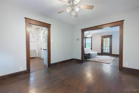 Living - 2317 Muriel Ct, Cincinnati, OH 45219 photo 6 of 6