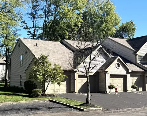 Exterior - 3986 Maplefield Ct, Cincinnati, OH 45255 photo 2 of 18