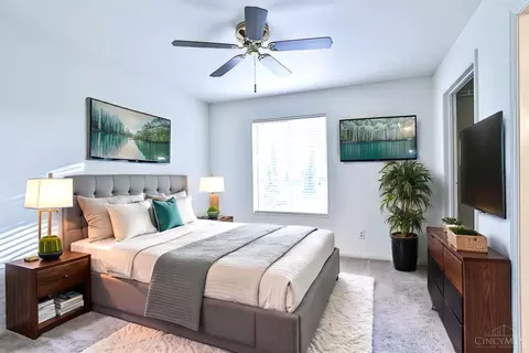 Bedroom - 3986 Maplefield Ct, Cincinnati, OH 45255 photo 2 of 2