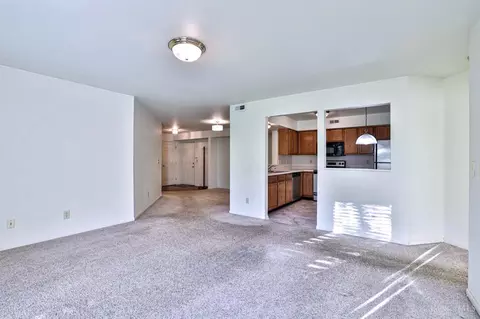 Living - 3986 Maplefield Ct, Cincinnati, OH 45255 photo 3 of 6