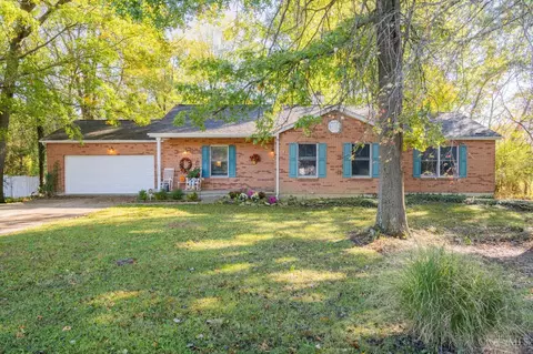 3596 Lake Meadow Dr, Amelia, OH 45102
