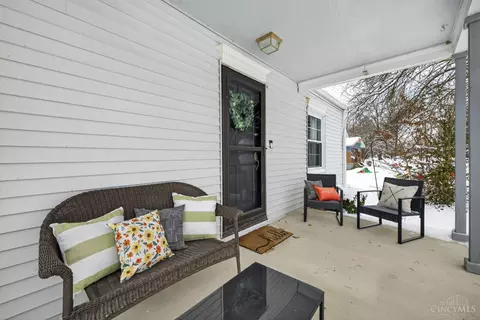 Exterior - 1763 Springdale Rd, Cincinnati, OH 45231 photo 2 of 6