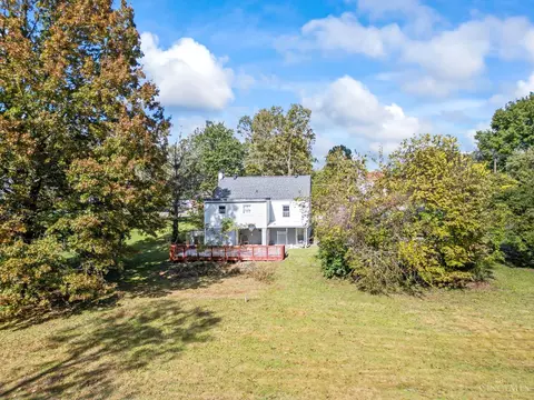 Exterior - 1763 Springdale Rd, Cincinnati, OH 45231 photo 3 of 6