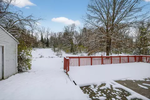 Exterior - 1763 Springdale Rd, Cincinnati, OH 45231 photo 5 of 6