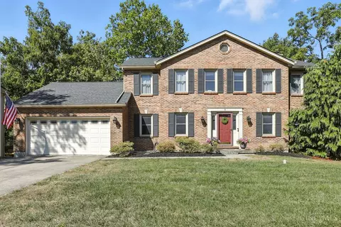 9 Lakefield Dr, Milford, OH 45150