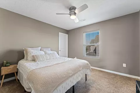 Bedroom - 2014 Faith St, Cincinnati, OH 45237 photo 4 of 7