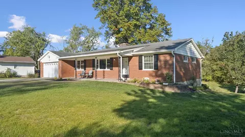 4455 Dogwood Dr, Batavia, OH 45103
