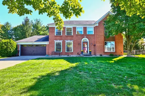 3810 Arbor Ln, Cincinnati, OH 45255