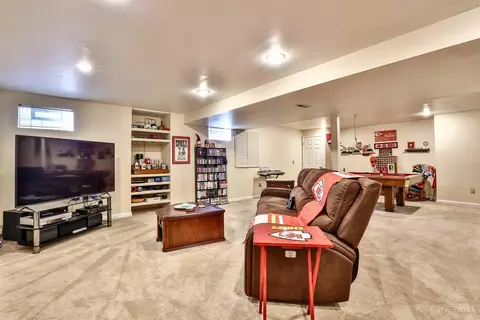 Other - 3810 Arbor Ln, Cincinnati, OH 45255 photo 14 of 19