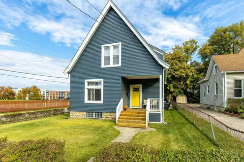6102 Conover St, Cincinnati, OH 45227