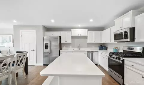Kitchen - 1248 Cavanaugh Ln, Harrison, OH 45030 photo 12 of 12