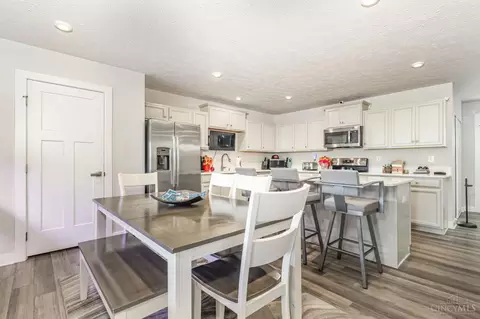 Dining - 1248 Cavanaugh Ln, Harrison, OH 45030 photo 1 of 5