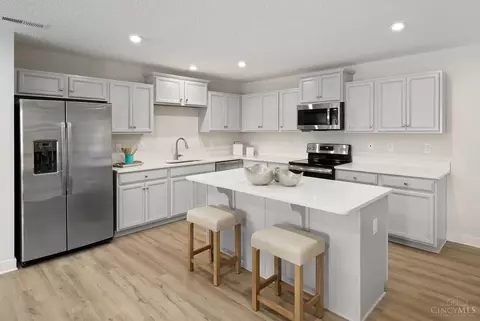 Kitchen - 1248 Cavanaugh Ln, Harrison, OH 45030 photo 1 of 12