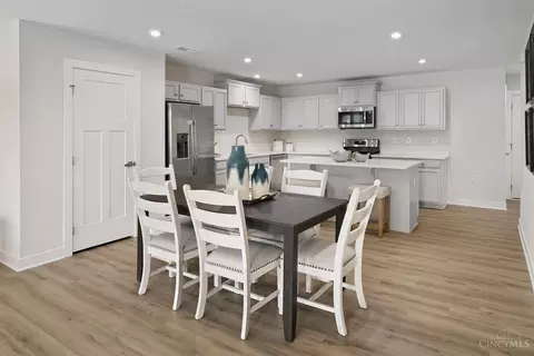 Dining - 1248 Cavanaugh Ln, Harrison, OH 45030 photo 3 of 5