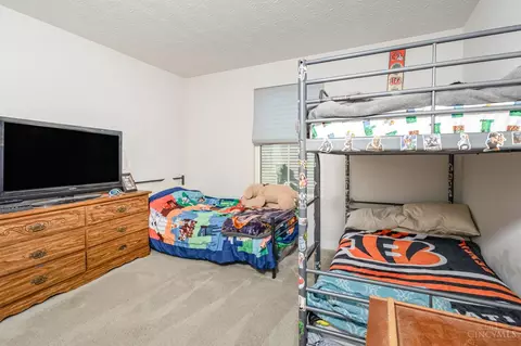 Bedroom - 1248 Cavanaugh Ln, Harrison, OH 45030 photo 5 of 14