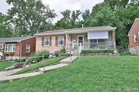 Exterior - 8609 Wicklow Ave, Cincinnati, OH 45236 photo 9 of 11