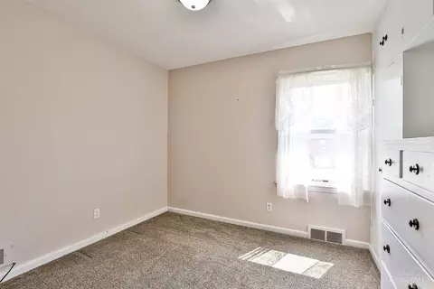 Bedroom - 8609 Wicklow Ave, Cincinnati, OH 45236 photo 7 of 8