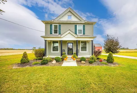 7870 Contreras Rd, Oxford, OH 45056