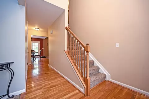 Entry Way - 4771 Klatte Rd, Cincinnati, OH 45244 photo 3 of 3