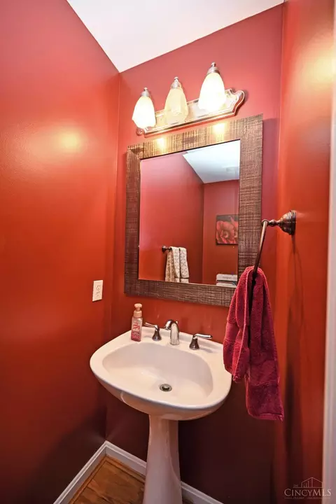 Bath - 4771 Klatte Rd, Cincinnati, OH 45244 photo 1 of 5