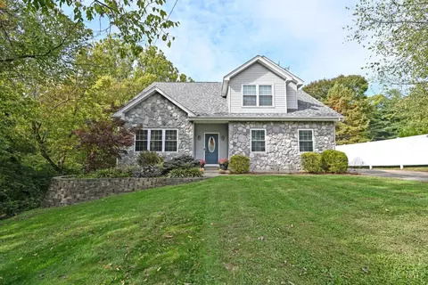 Exterior - 4771 Klatte Rd, Cincinnati, OH 45244 photo 2 of 11