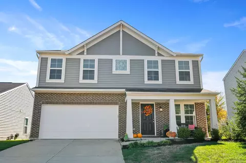 4303 Hunting Hawk Dr, Lebanon, OH 45036