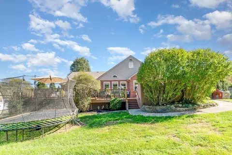 Exterior - 532 Hopper View Blf, Cincinnati, OH 45255 photo 5 of 10