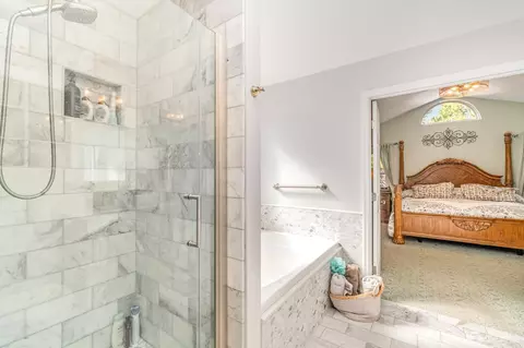 Bath - 532 Hopper View Blf, Cincinnati, OH 45255 photo 2 of 5