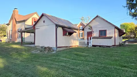 Exterior - 401 Wright St, Blanchester, OH 45107 photo 4 of 5