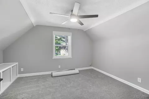 Bedroom - 6322 Elbrook Ave, Golf Manor, OH 45237 photo 2 of 2