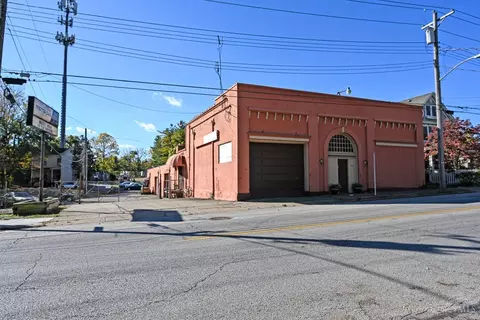 6611 Madison Rd, Cincinnati, OH 45227
