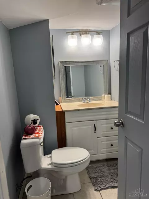 Bath - 1863 Kemper Rd, Forest Park, OH 45240 photo 4 of 4