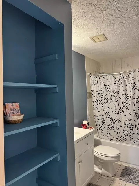 Bath - 1863 Kemper Rd, Forest Park, OH 45240 photo 2 of 4