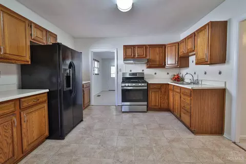 Kitchen - 502 Marion Rd, Woodlawn, OH 45215 photo 1 of 5