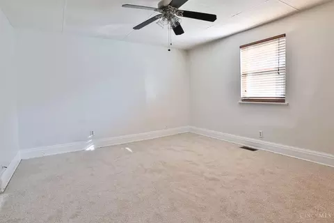 Bedroom - 502 Marion Rd, Woodlawn, OH 45215 photo 5 of 7
