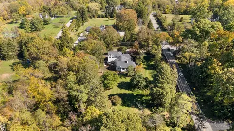 8205 Blome Rd, Cincinnati, OH 45243