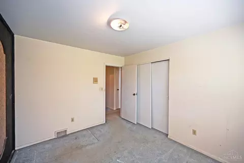 1136 Inner Circle Dr, Forest Park, OH 45240 photo 34