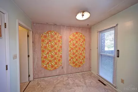1136 Inner Circle Dr, Forest Park, OH 45240 photo 13