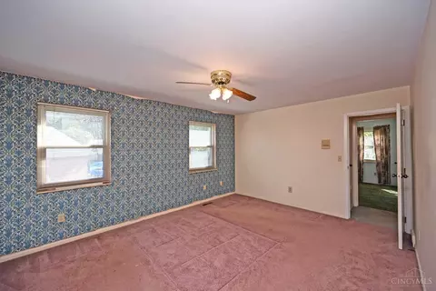 1136 Inner Circle Dr, Forest Park, OH 45240 photo 24