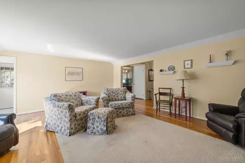 939 Timber Trl, Cincinnati, OH 45224 photo 12