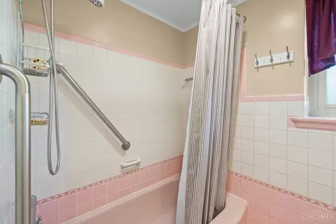 939 Timber Trl, Cincinnati, OH 45224 photo 15