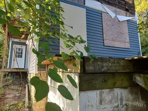 Exterior - 4520 Eastern Ave, Cincinnati, OH 45226 photo 6 of 11