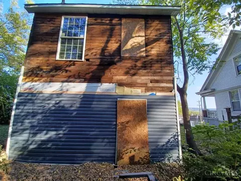 Exterior - 4520 Eastern Ave, Cincinnati, OH 45226 photo 2 of 11