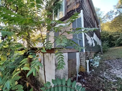 Exterior - 4520 Eastern Ave, Cincinnati, OH 45226 photo 7 of 11