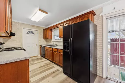 Kitchen - 470 Free Soil Rd, Georgetown, OH 45121 photo 2 of 3