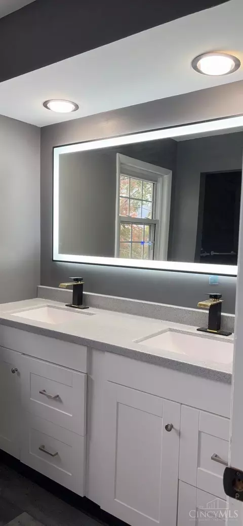 Bath - 11547 Imhoff Ct, Forest Park, OH 45240 photo 1 of 1