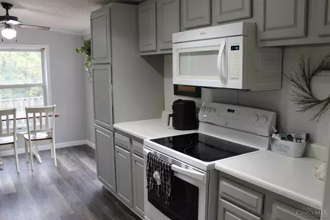 1727 Reeder Rd, Blanchester, OH 45107 photo 9