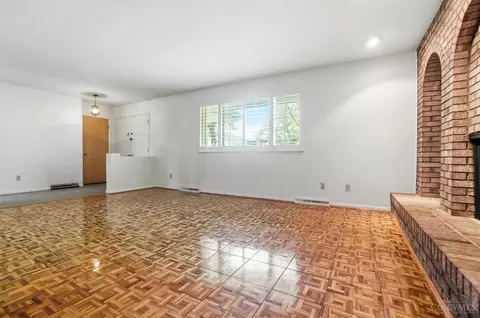 Living - 1629 Miles Rd, Cincinnati, OH 45231 photo 1 of 7