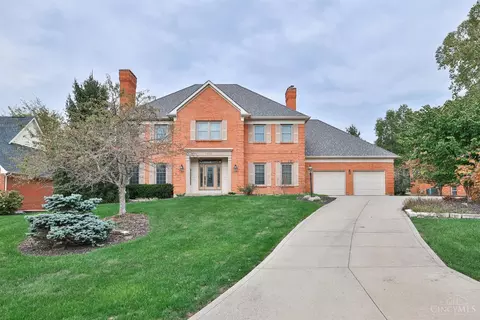 3630 Fawnrun Dr, Evendale, OH 45241